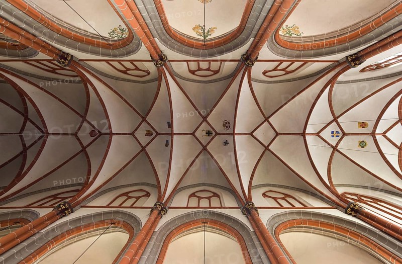 Nave, view into the vault, St., Sankt, Saint