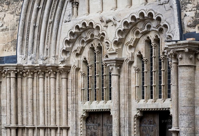 West portal, fanlights and northern pilasters, St., Sankt, Saint