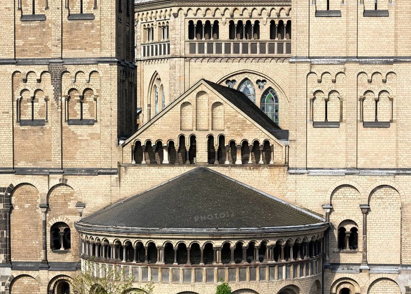 View from east, detail east conche, gable and decagon, St., Sankt, Saint