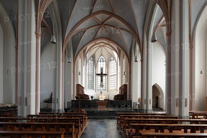 View to the east, St., Sankt, Saint