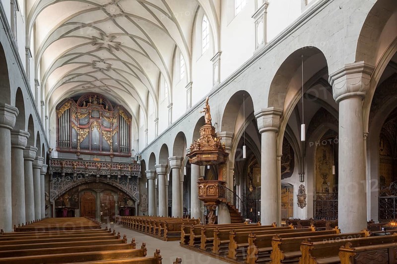 Constance, cathedral, interior, view to the west with Romanesque columns, late Gothic organ loft and Baroque pulpit