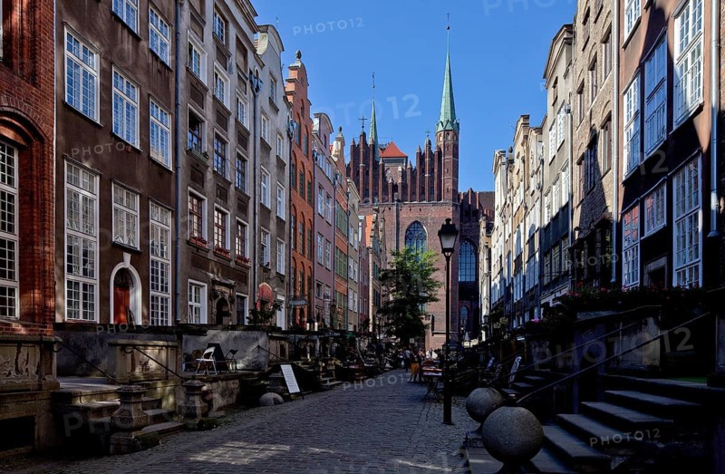 View to the west towards St Mary's Church, to the right and left: Beischläge, St, Sankt, Saint