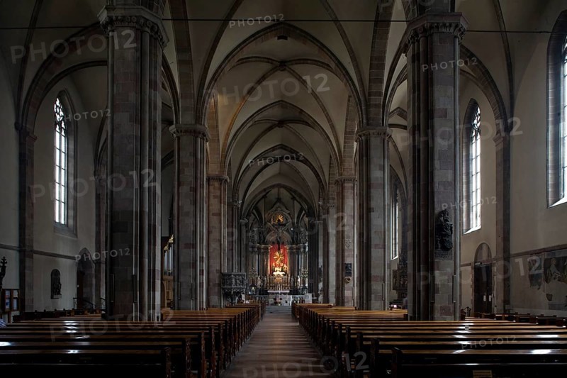 Bolzano, cathedral. View of the choir. The Cathedral of the Assumption of the Virgin Mary, also known as the parish church or provost church of the Assumption, is the parish church of Bolzano. Built until 1517. nave, St., Saint, Saint