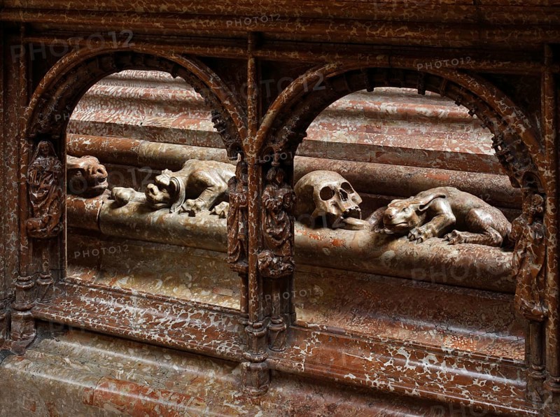 High Tomb of Emperor Frederick III by Gerhaert Niclas van Leyden (erected 1467-1513), detail of mythical creatures and skulls, St., Saint, Saint