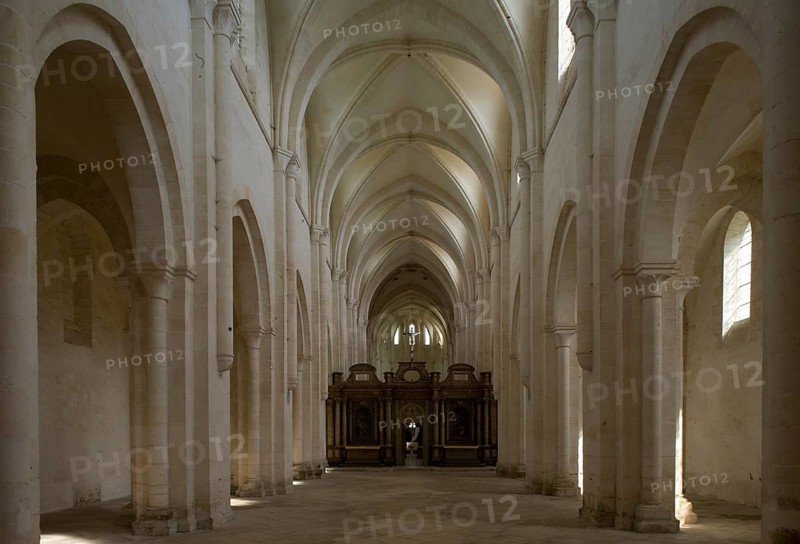 Nave facing east, St., Sankt, Saint
