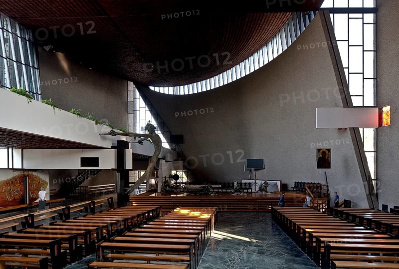Church of the Mother of God the Queen of Poland (Polish: Kosciol Matki Bozej Królowej Polski), also known as the Ark of the Lord (Polish: Arka Pana), built between 1967 and 1977 by the architect Wojciech Pietrzyk, interior facing north-east, St., Sankt, Saint