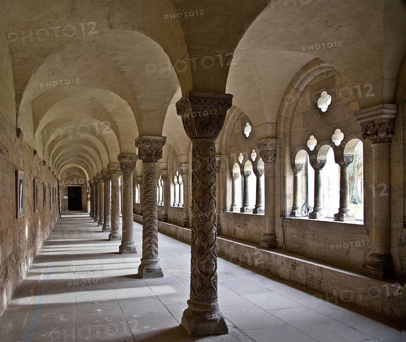 Northern cloister wing, St., Saint, Saint