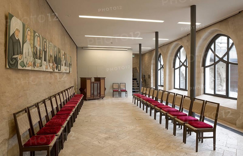 Luther city Eisleben, Augustinian monastery of St Anna. Hall on the ground floor with view of the courtyard, St., Sankt, Saint