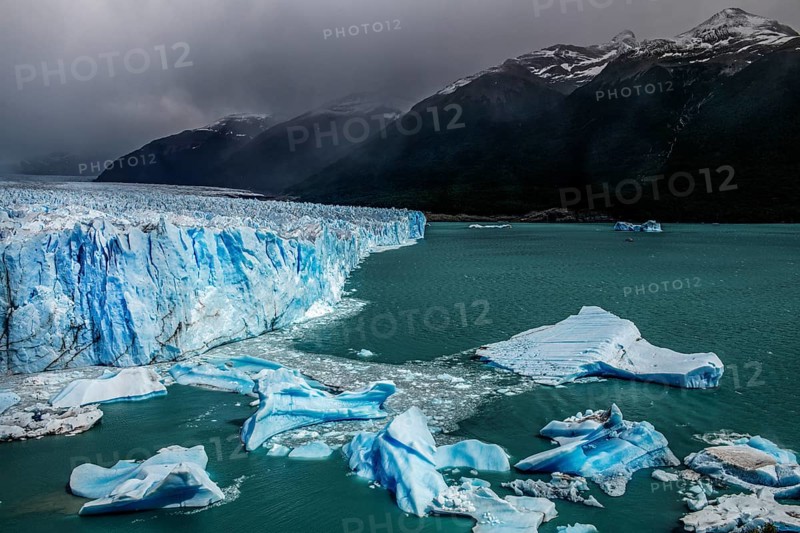 Perito Moreno Glacier, glacier tongue, glacier break, Los Glaciares National Park, Santa Cruz, Patagonia, Argentina, South America