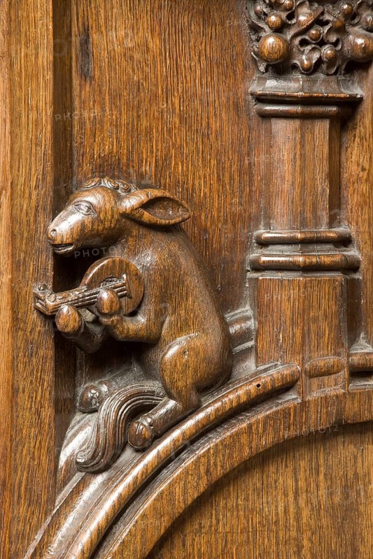 Choir stalls, drolleries on the stall sides with proverbial depictions, 1493 by Johannes Gruter from Wesel, donkey with lute, St., Sankt, Saint
