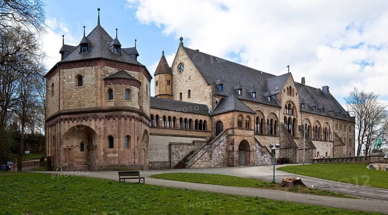 Goslar Kaiserhaus 74958 left Double chapel of St Ulrich 11-13th century after decay Restoration 1868-79 View from south-east
