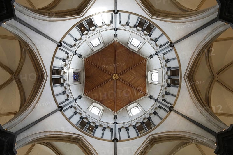 Vault in the Rotunda, St., Saint, Saint