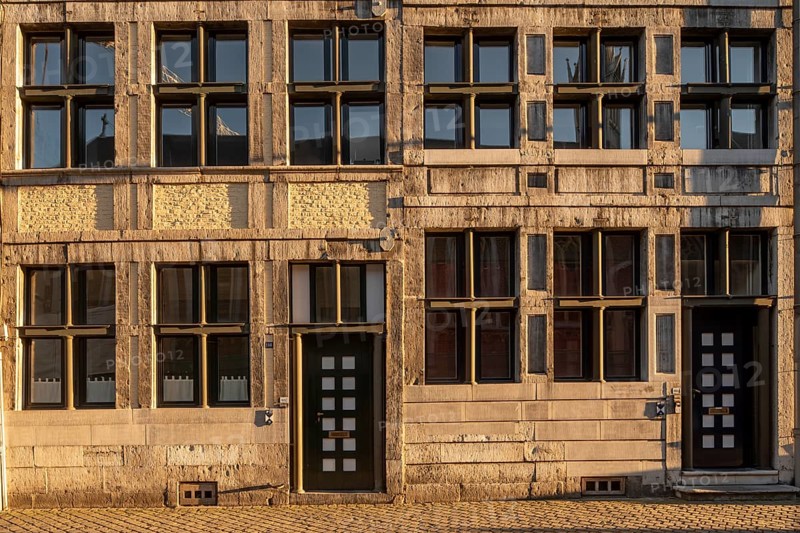 Liège, Rue Hors-Château, old houses with post-modern windows and doors
