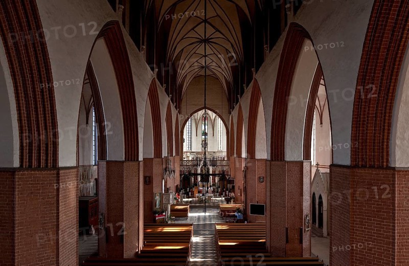 View from the organ loft to the east into the church, St., Sankt, Saint