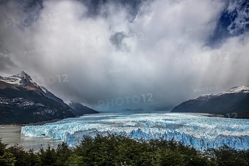 Perito Moreno Glacier, glacier tongue, glacier break, Los Glaciares National Park, Santa Cruz, Patagonia, Argentina, South America