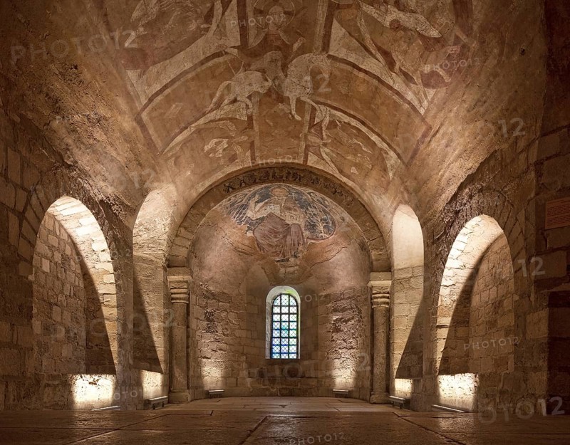 Frankr Auxerre Burgundy Cathedral of St-Etienne 70206 Crypt completed around 1030 Auxerre, Cathedral, St., Saint, Saint