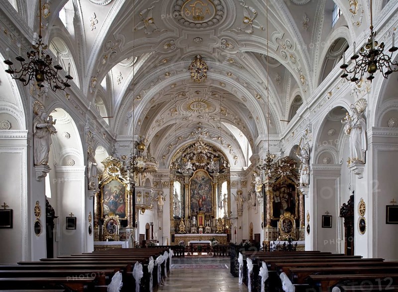 Österr Hall in Tyrol Jesuit Church View to the altar