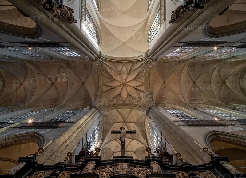 Antwerp, St Jacob's Church (Dutch: Sint-Jacobskerk), crossing vault