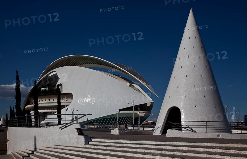 City of Arts and Sciences (cat./val. Ciutat de les Arts i de les Ciències), opera house QUEEN SOFIA, El Palacio de las Artes Reina Sofía (en valenciano Palau de les Arts Reina Sofia) es el teatro de la ópera de Valencia, from the south, on the right conical building above a stairwell