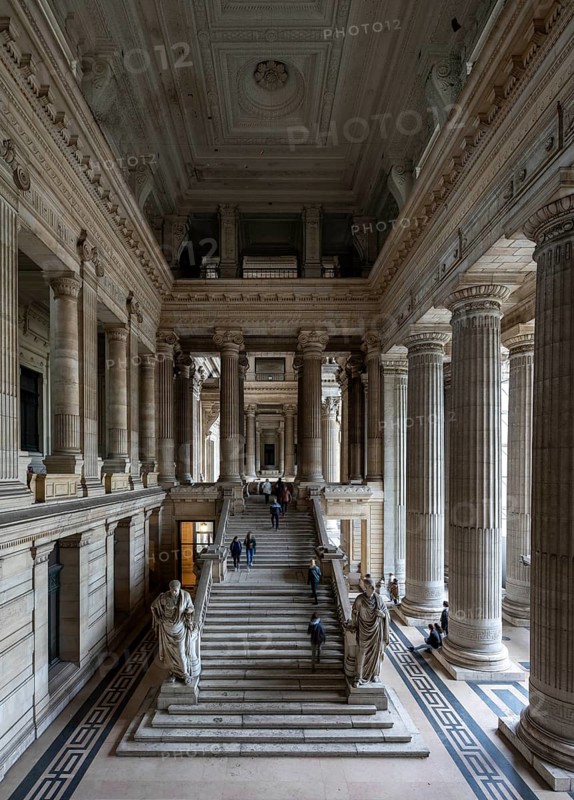Brussels, Bruxelles, Palais de Justice de Bruxelles, Palace of Justice, Justitiepaleis, built 1866-1883 by Joseph Polaert, central staircase