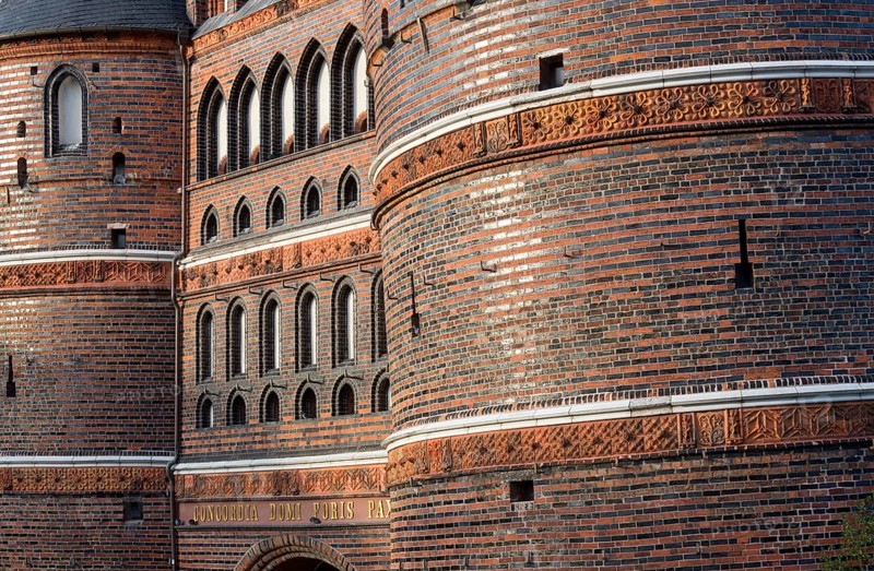 Field side with terracotta decoration
