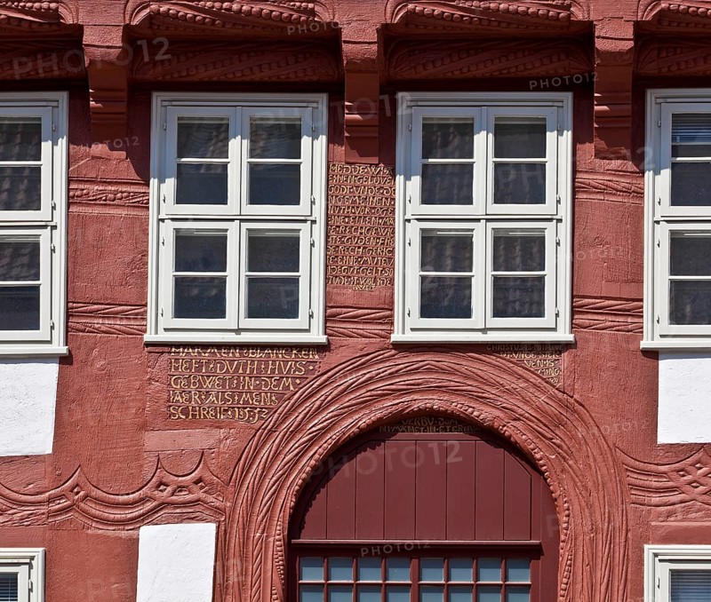 Bad Gandersheim Half-timbered house no. 9 Am Markt 69693 Built in 1552 Formerly an inn Today used as an office Façade detail