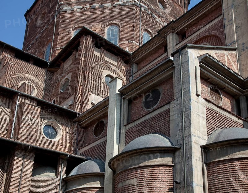 Italy Pavia 89682 Cathedral begun 1488 Partial view from south-west left short nave from 1895 right transept from 1936 above octagonal domed tambour of the 17th and 18th cent