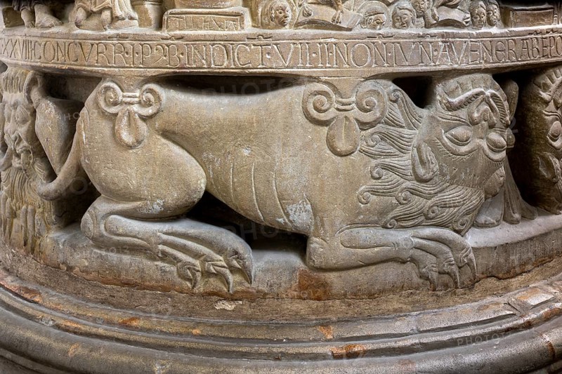 Freckenhorst, Collegiate Church of St Boniface, Romanesque baptismal font, 1st half of the 12th century, lion