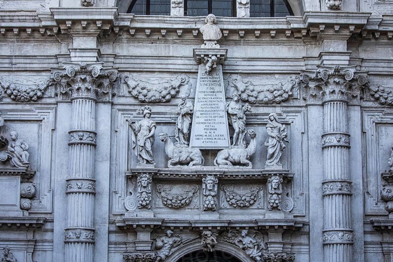Figural and ornamental decoration, façade of the church of San Moisè, detail, Venice, Italy, Europe