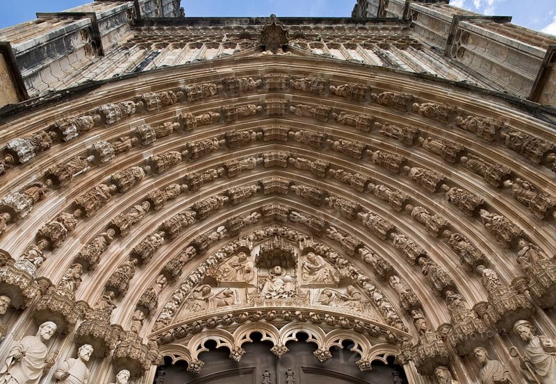 West portal, tympanum and archivolts, St., Sankt, Saint