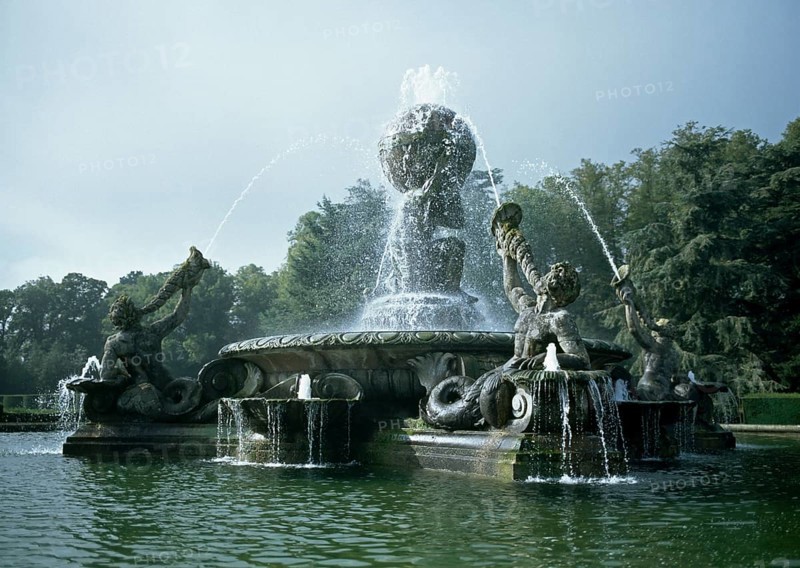 Castle Howard, Atlas Fountain