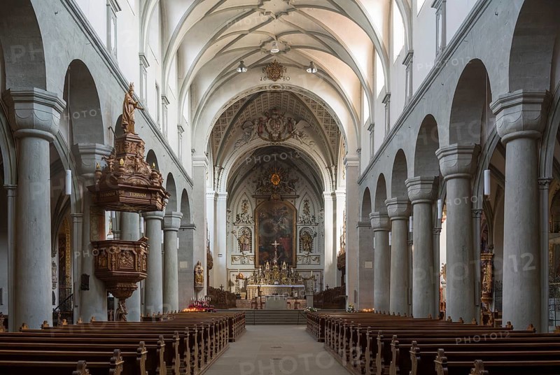 Constance, cathedral, interior, view to the east with Romanesque columns and baroque pulpit