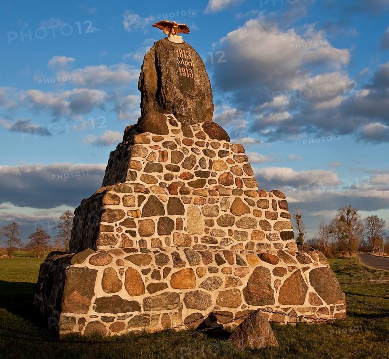 Vehlitz Town of Gommern Sachs-Anh Memorial to the Battle of 5 April 1813 against Napoleon 74941 Three-tiered fieldstone pyramid from 1913 crowned with an eagle