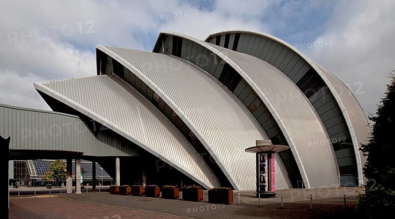 Glasgow Clyde Auditorium, concert hall, architect Sir Norman Foster, completed in 1998, called ARMADILLO (armadillo)