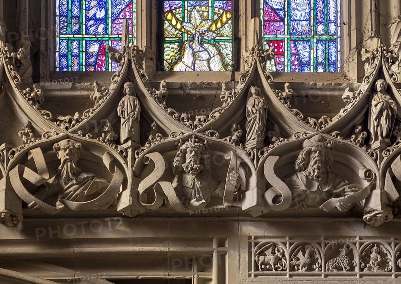 Constance, Minster, Welser Chapel, late Gothic prophet frieze below the windows, Lux Böblinger from 1490