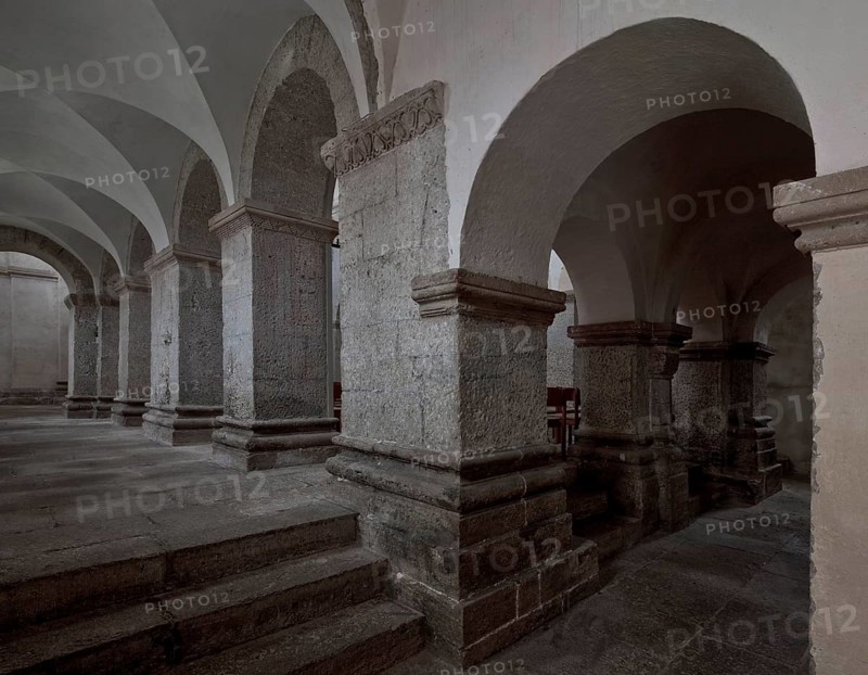 Münchenlohra b Nordhausen Church of St Gangolf 58814 Left north aisle to the east Right room under the nuns' gallery to the south