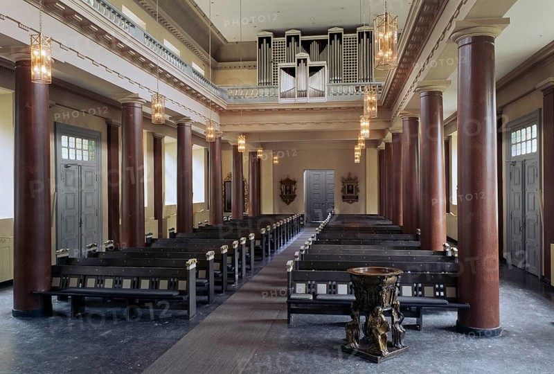Built from 1829 to 1833 to designs by the Danish state architect Christian Frederik Hansen, interior view to the west with organ and baptismal font, St., Sankt, Saint