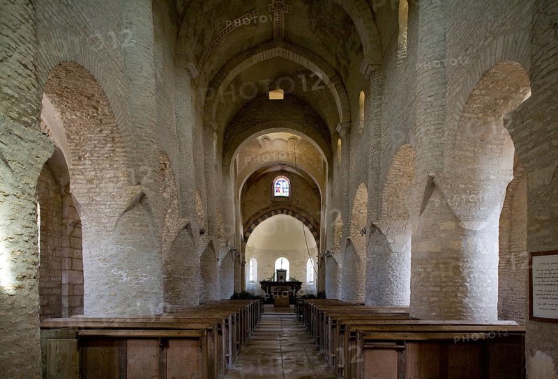 Nave facing east, 12th century, St., Sankt, Saint