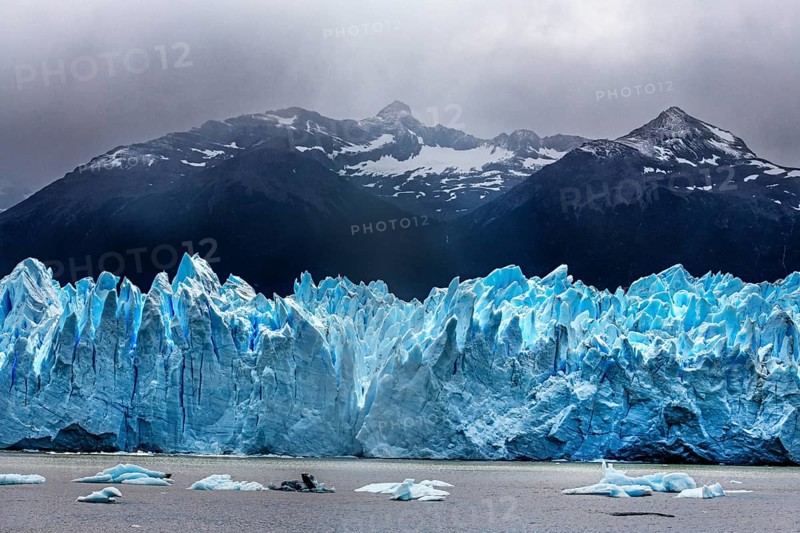 Perito Moreno Glacier, glacier tongue, glacier break, Los Glaciares National Park, Santa Cruz, Patagonia, Argentina, South America