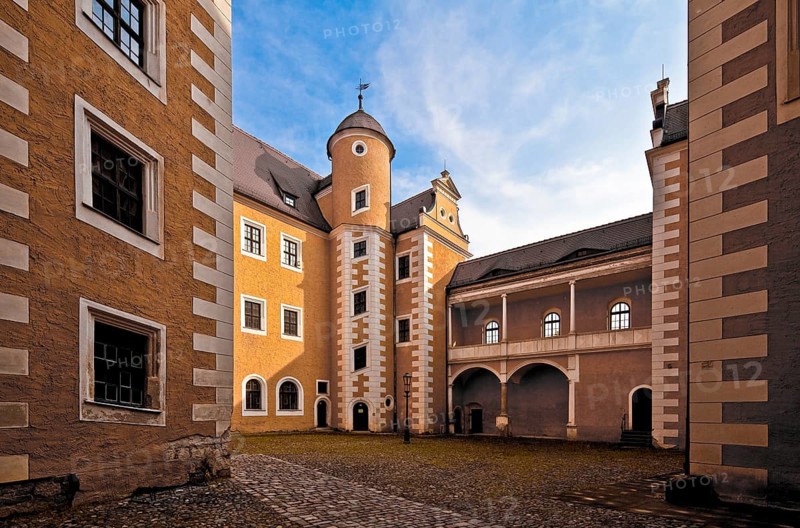 Annaburg, residence and hunting lodge, later widow's seat 1572-78 by Christoph Tendler Three-winged complex. Courtyard from the north-east
