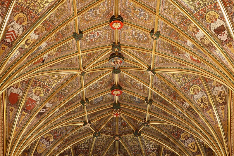 Originally built by Henry III as a burial church, but he was buried in Westminster Abbey. After the death of her man Prince Albert in 1861, Queen Victoria had the church converted into a memorial to him, St., Saint, Saint