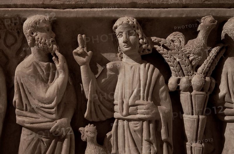 Frankr Saint-Maximin-la-Sainte-Baume Basilica Sainte-Madeleine 60110 Crypt Gallo-Roman sarcophagus with early Christian reliefs Detail