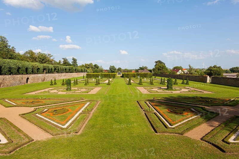 Broderie Parterre in the Upper Pleasure Garden in the park of Hundisburg Castle, Haldensleben, Saxony-Anhalt, Germany, Europe