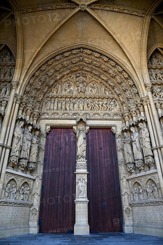 Entrance portal of the Gothic Saint-Étienne Cathedral, St Stephen's Cathedral, Metz, Grand Est region, France, Europe