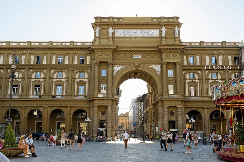 Piazza della Repubblica, Republic square, Florence, UNESCO World Heritage Site, Tuscany, Italy, Europe