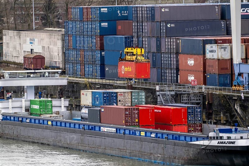 Container terminal in the Rhine port of Krefeld, inland port, 4th largest public port in North Rhine-Westphalia, trimodal handling of goods, goods, containers, general cargo, North Rhine-Westphalia, Germany, Europe