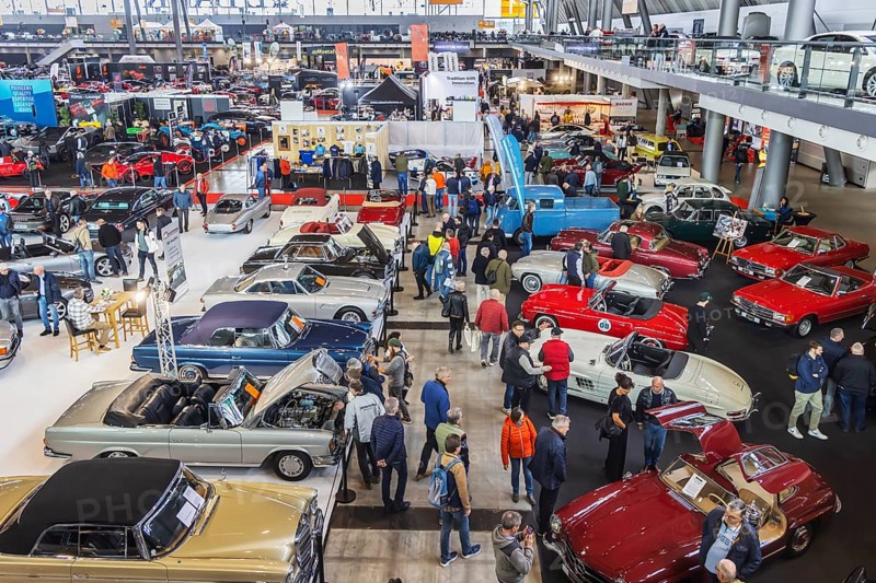 Retro Classics car show opens in Stuttgart. With over 90, 000 visitors and more than 900 exhibitors, the trade fair for driving culture is the central meeting point for the classic car scene in southern Germany. Stuttgart, Baden-Württemberg, Germany, Europe