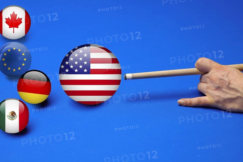 Symbolic image, Donald Trump billiards, EU, Germany and global economy under pressure from USA-Donald Trump, tariff threats, Elon Musk, Mark Zuckerberg, social networks, fake news, hate, hate speech, DSG Digital Services Act, re-election, USA, politics, announcements, vendetta, wanted dictator, Republicans, USA electoral system, global danger, lies, 2nd term, global burden, Ukrainian war, storm White House, alliance cancellation, North America