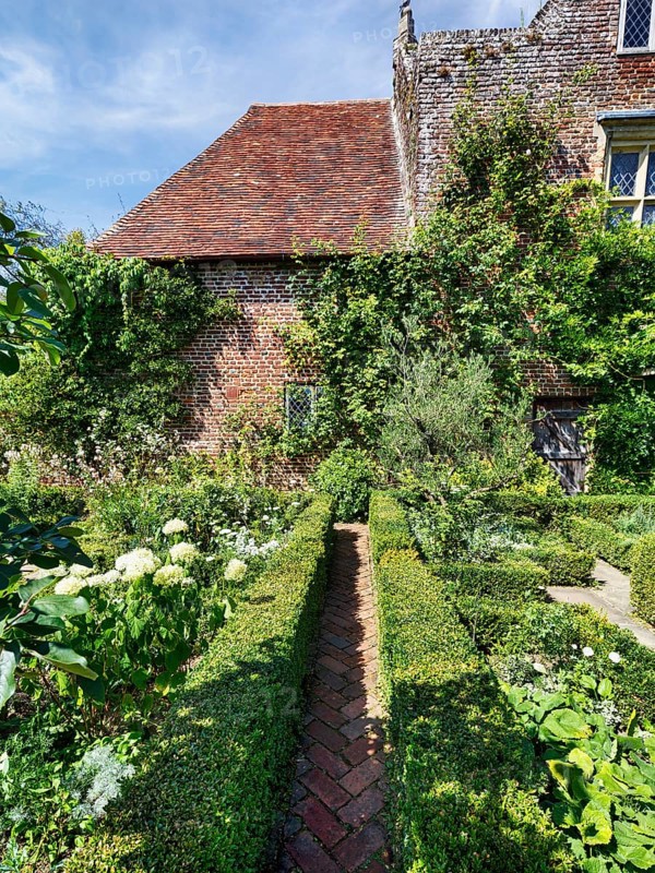 The White Garden, gardens, Sissinghurst Castle and Garden, Cranbrook, Kent, England, Great Britain