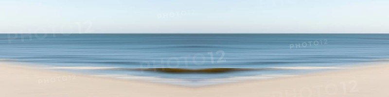 Mirrored picture, blurred, waves on Sylt North Sea beach, National Park Wadden Sea, Sylt, Hoernum, North Frisia, Schleswig-Holstein, Germany | Mirrowed picture, blurred, waves on beach, North Sea, National Park Wadden Sea, Sylt, Schleswig-Holstein, Germany, Nordsestrand, Hoernum, Schleswig-Holstein, Germany, Europe